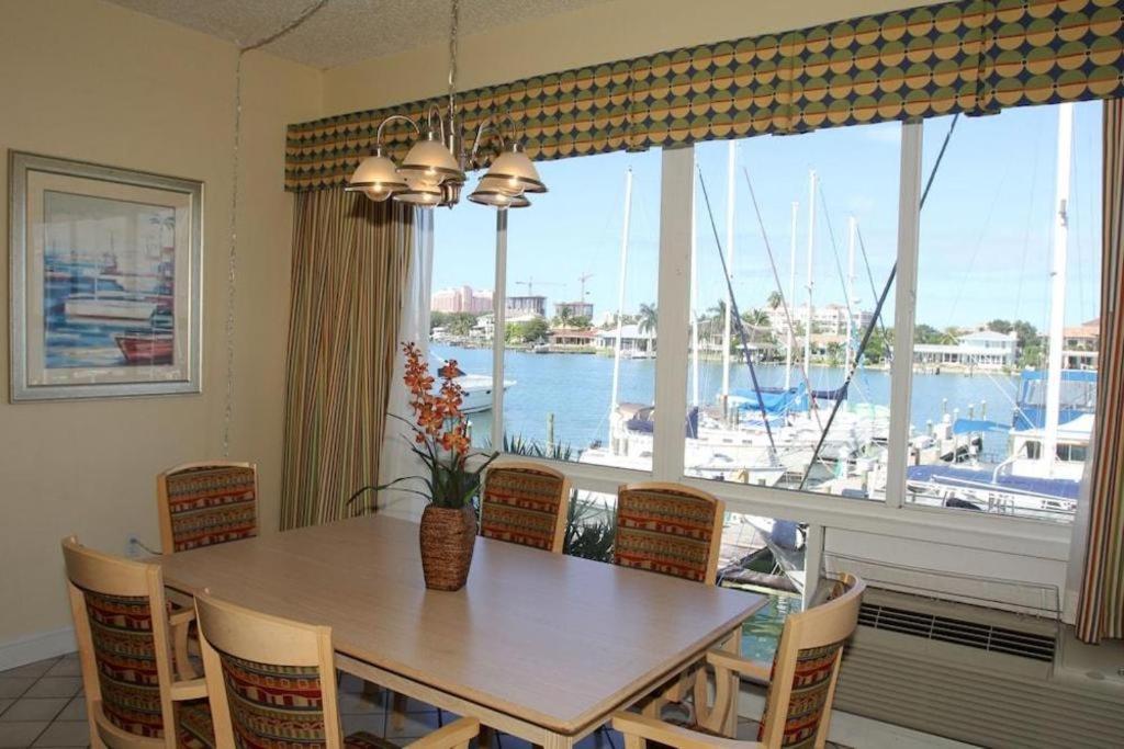 Chart House Suites And Marina Clearwater Beach Exterior foto
